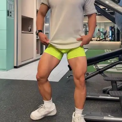 阎悦